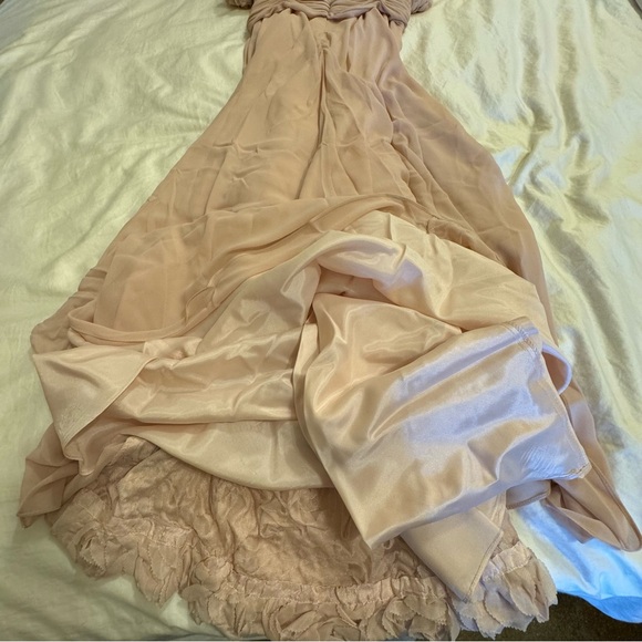 Mignon Dusty Rose Pink Rosette Evening Gown / Bridal Gown - Size: 12 - Picture 9 of 15